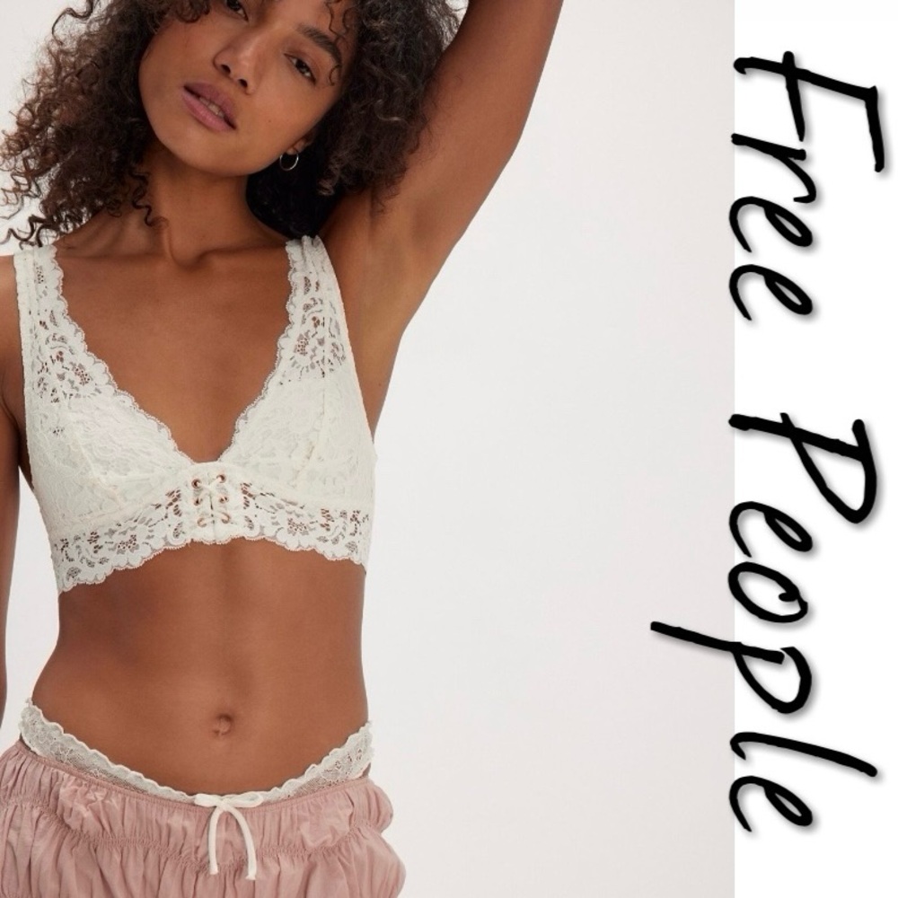 Free People Backstage Plunge Bralette NWT M